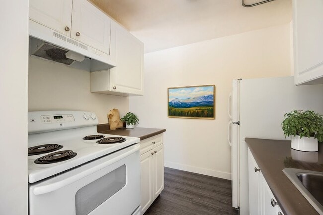 Photo - Birchwood Manor