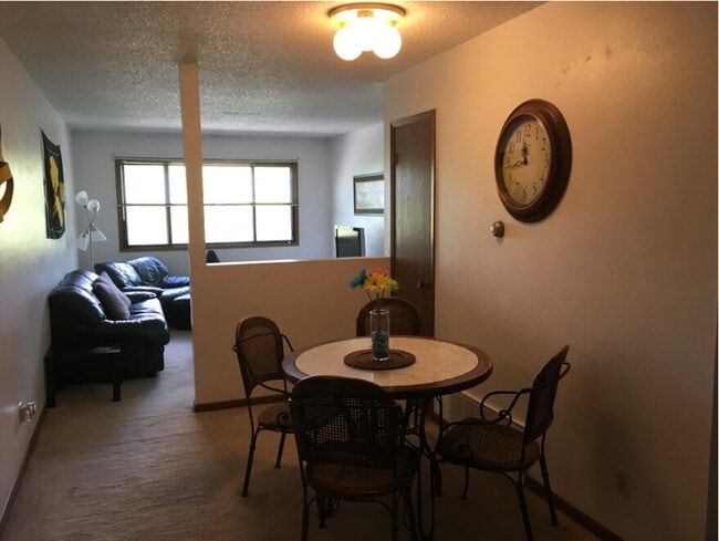 Photo - Newton Pointe Apartments