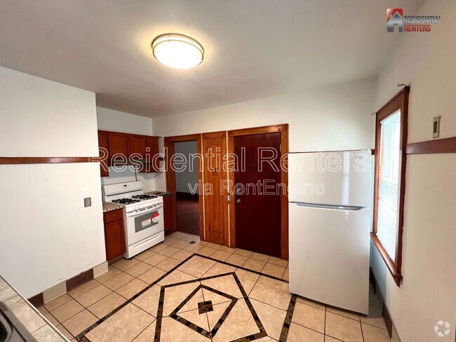 Building Photo - 2728 N 47th St Rental