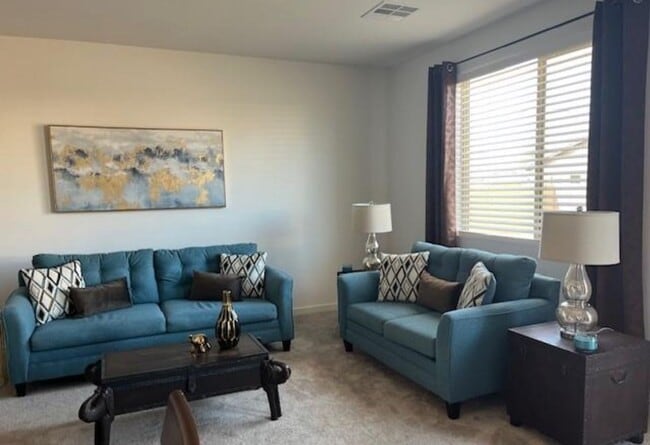 Photo - Beautiful one-story home in the golf course community of Mountain Falls