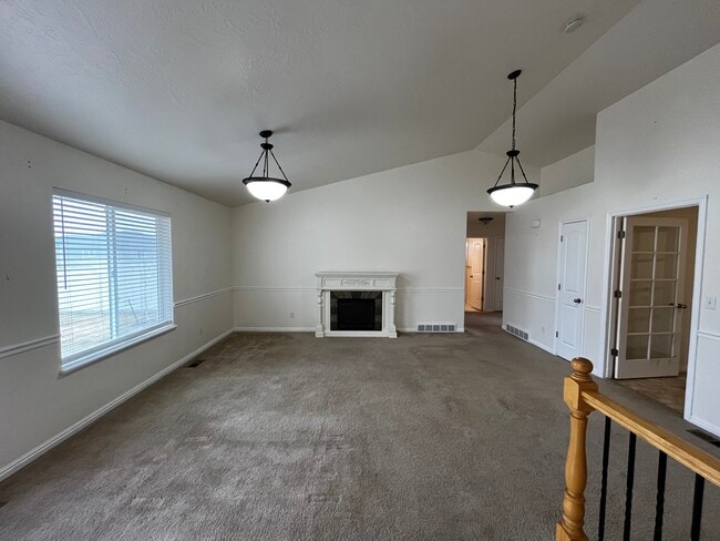 Photo - 1007 W 1500 S