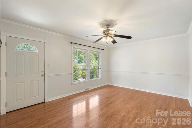 Photo - 3124 Edsel Pl