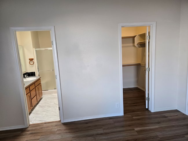 Photo - 2023 N Glennfield Pl