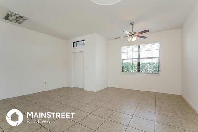 Photo - 945 SW 6th Pl