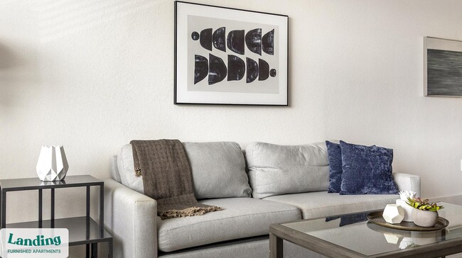 Photo - 9650 52nd Ave E Unidad 02-205.1406392