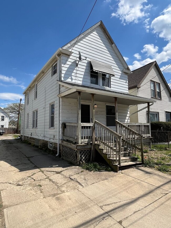 Photo - Madison/West Blvd neighborhood: 3 bedroom/1 bath single family home.