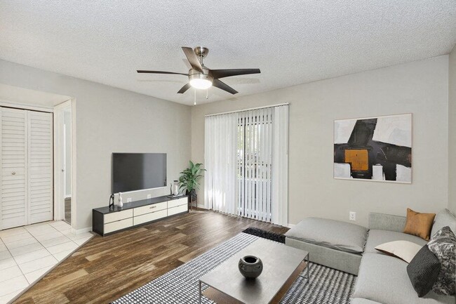 Photo - Carrollwood Station