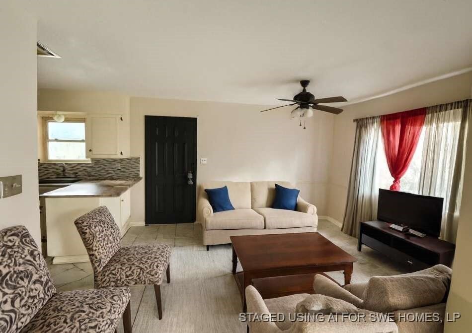 Photo - 718 Westbury St