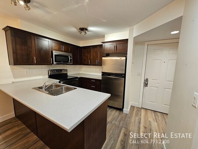 Photo - 46289 Yale Rd Unit 317