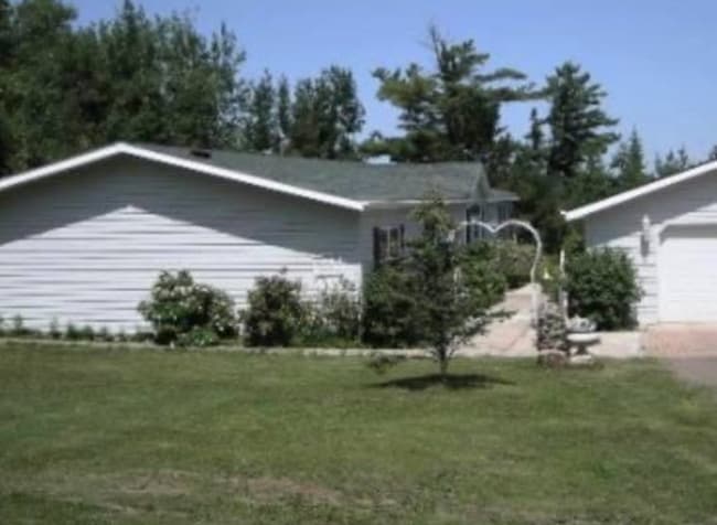 Photo - 8677 W Lake Rd