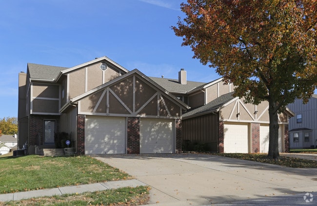 Chapel Oaks