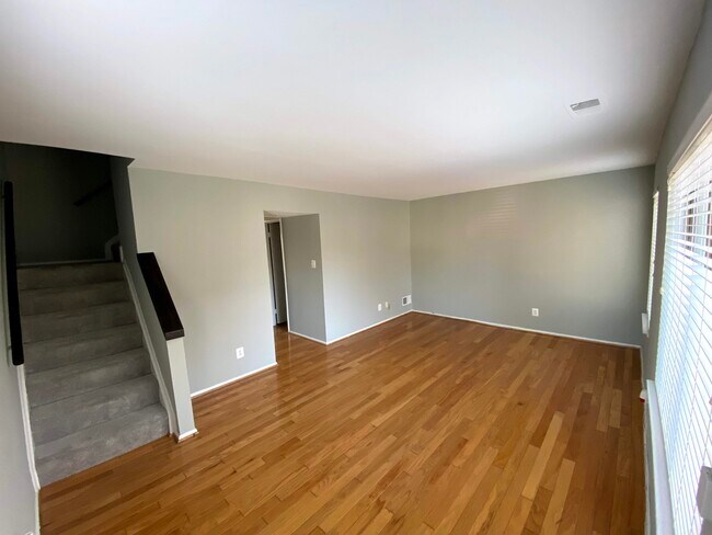 Photo - 1762 Westwind Way