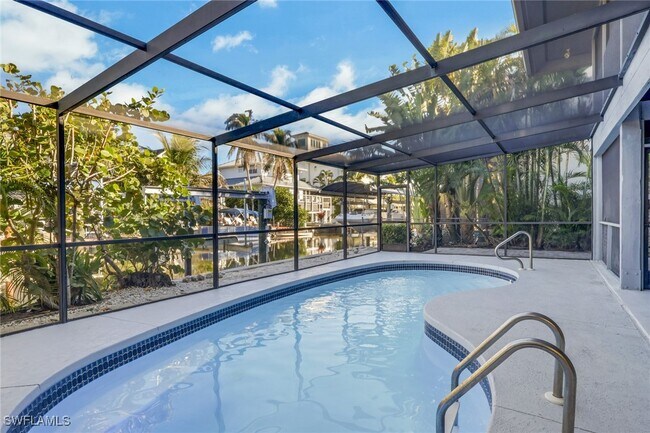 Building Photo - 1282 Belaire Ct