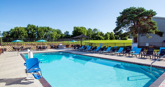 Westpointe Apartments & Townhomes