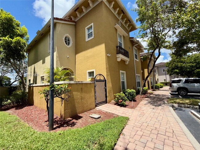 2851 Prospect Rd Unidad 704