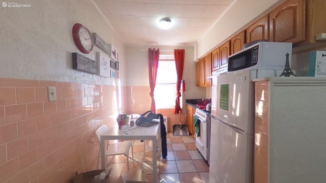 Photo - 126 Warren St