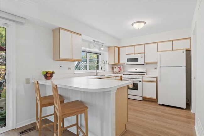 Photo - 305 Cane Garden Cir