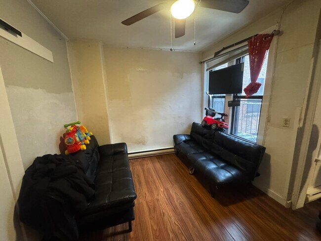 Photo - 205 Endicott St Unit 1
