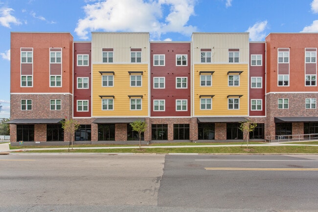 Jackson Forest Apartments