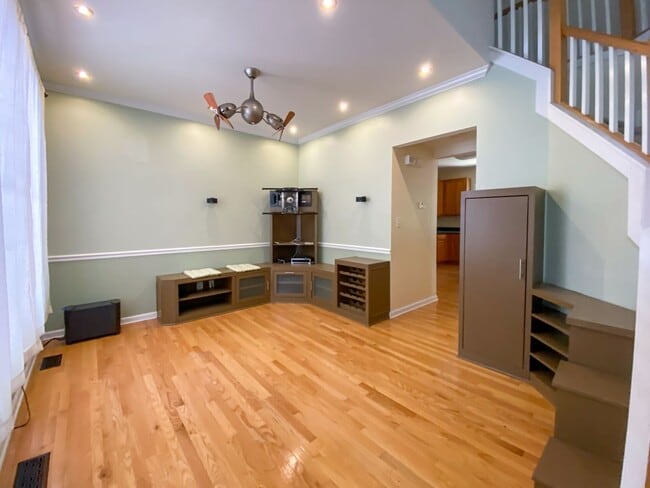 Photo - 61 Old Wilder Ln