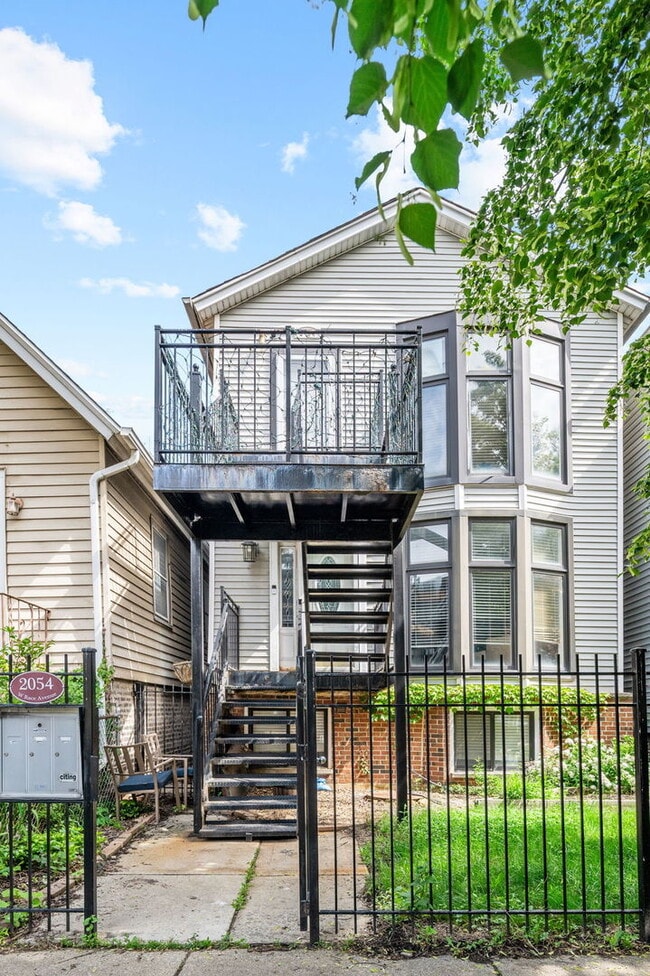 Photo - 2054 W Race Ave Apartment Unit 1