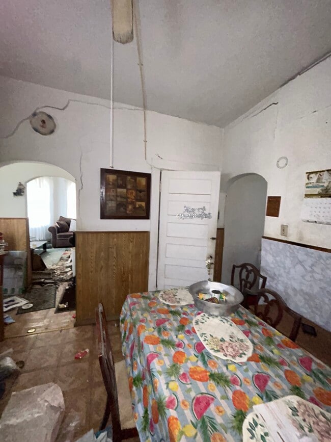 Photo - 3100 Bond Ave