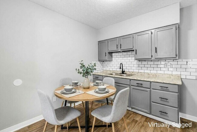 Photo - 866-868 Ellsworth Avenue Unit 866