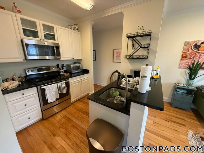 Photo - 3 Chauncy St Unit 14