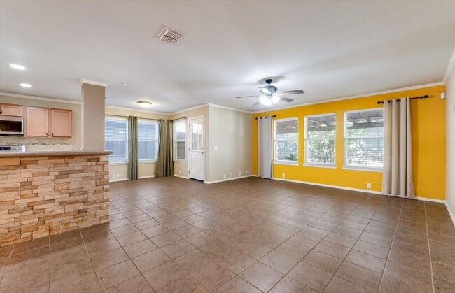 Photo - 5248 Columbia Dr