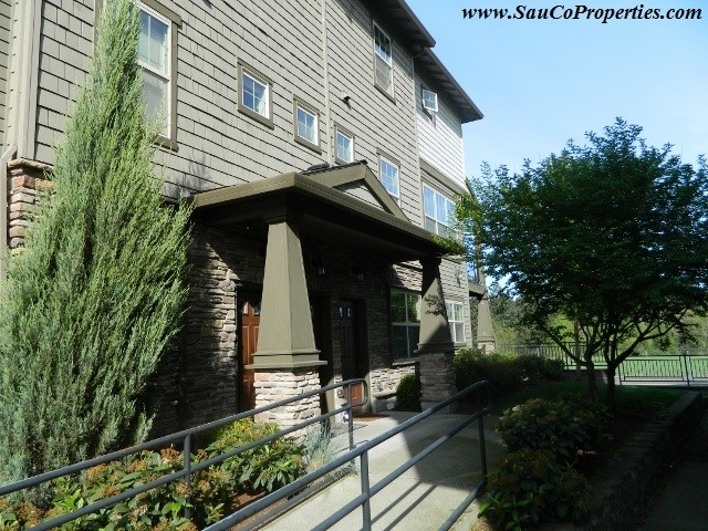 Photo - 616 NE Adwick Dr Townhome