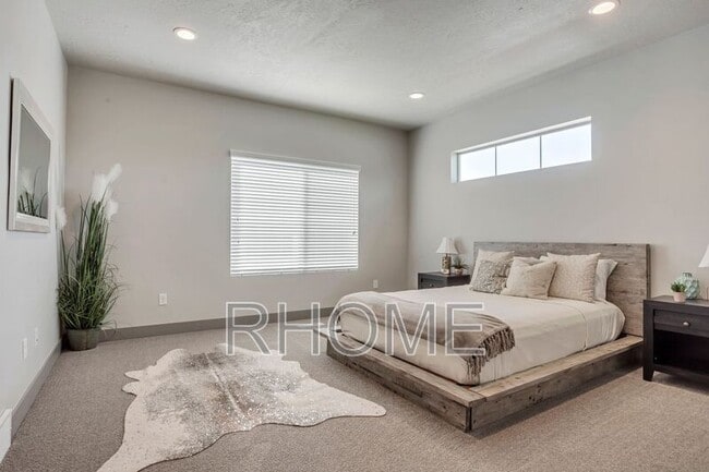 Photo - 12704 S Doc Sorenson Ln