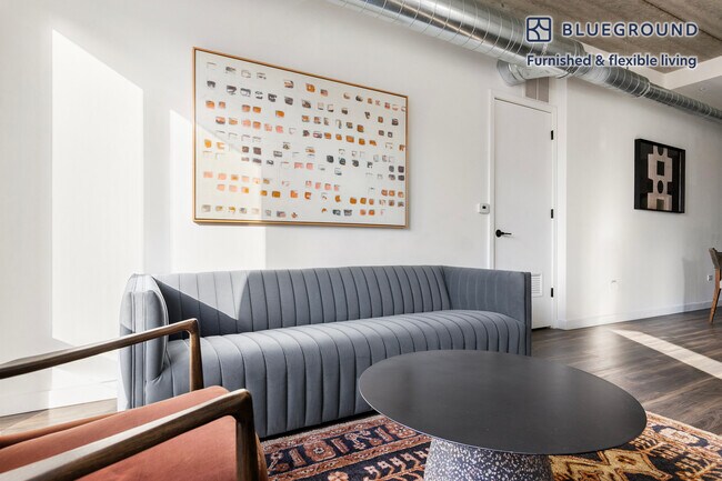 Photo - 61 W Erie St Unit SI FL5-ID1415