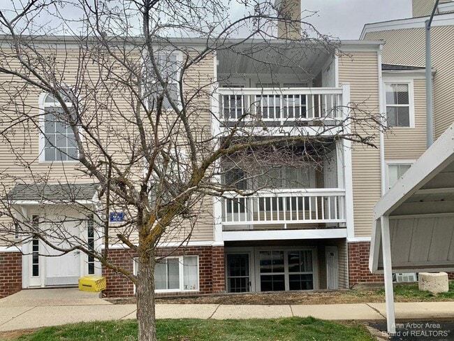 Building Photo - 109 Fieldcrest St Unit 302 Rental