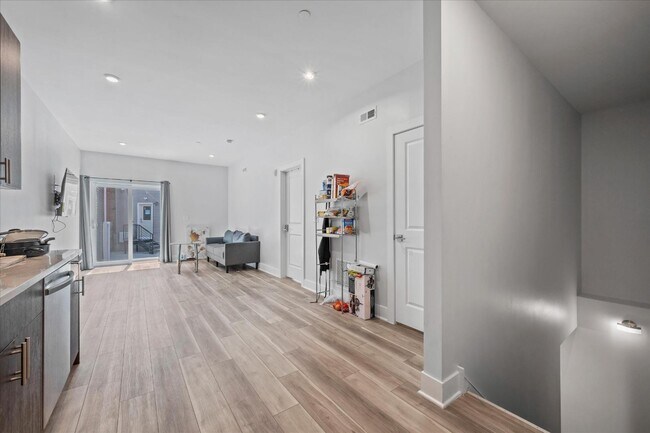 Photo - 3938 Haverford Ave