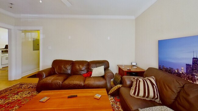 Photo - 409 Beloit Ave Unidad 3U