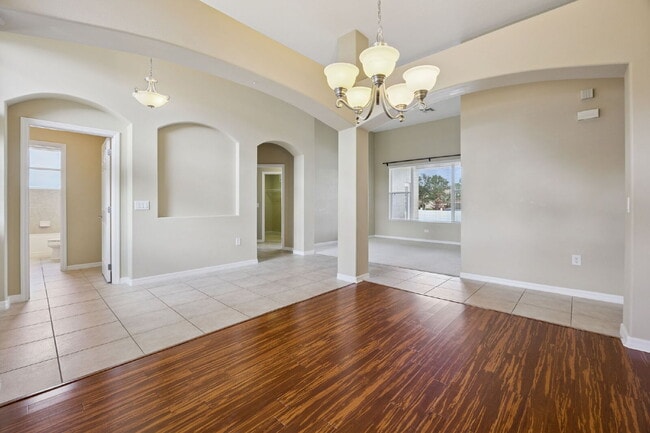 Photo - Spacious 4-Bedroom Gem with 3 Baths and 3643 Sq Ft of Comfort in Clermont!