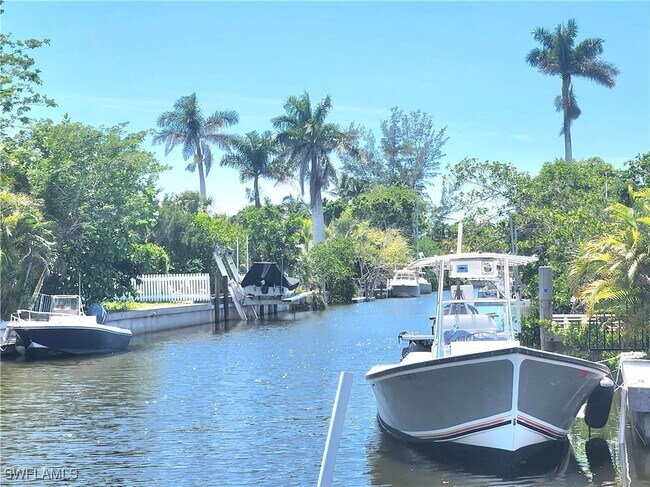 Photo - 2840 Shoreview Dr Unit 7