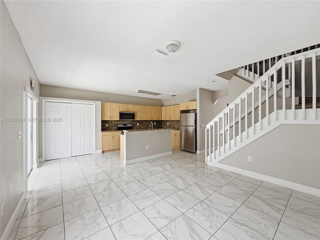 2214 SE 25th Ave