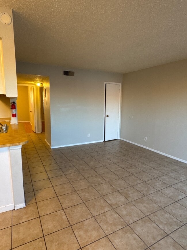 920 San Pedro Dr SE