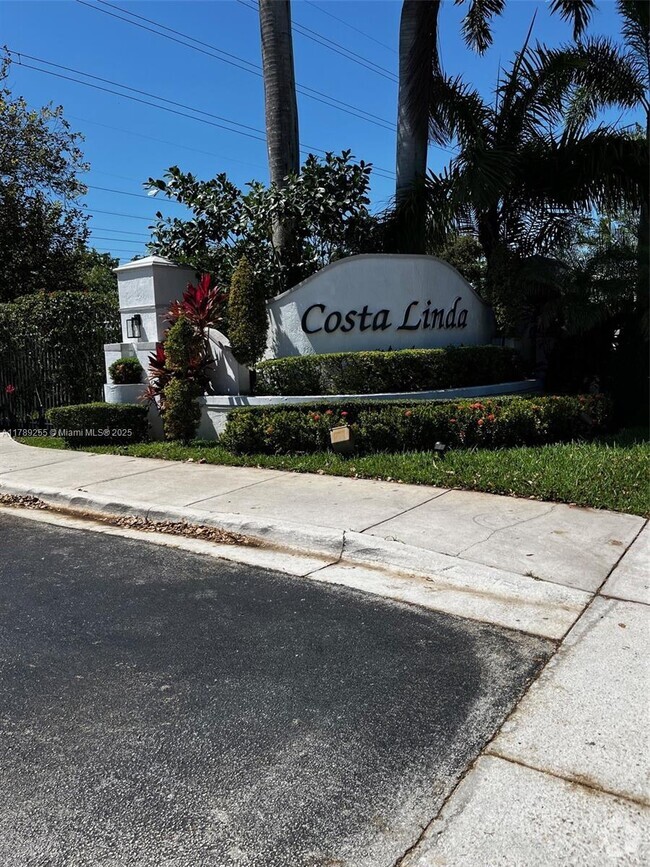 Building Photo - 5600 NW 107th Ave Unit 1406 Rental