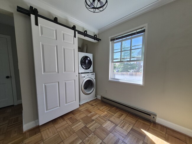 Photo - 1602 W Abingdon Dr Unidad 201