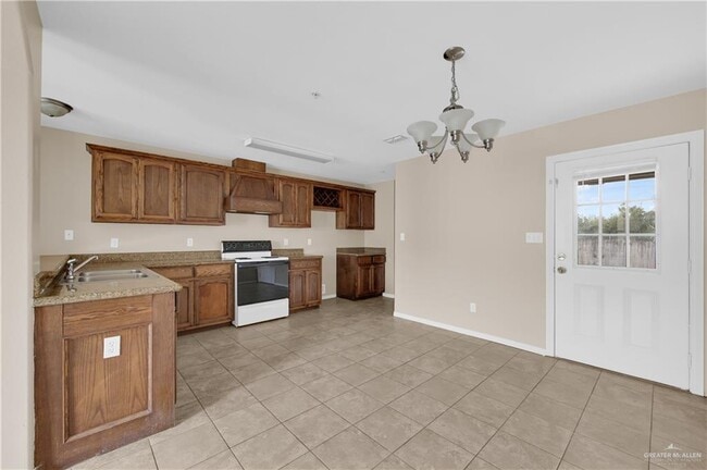 1607 W Omni Ave Unit 2