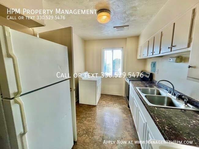 Photo - 20584 Lorain Rd Unit 01