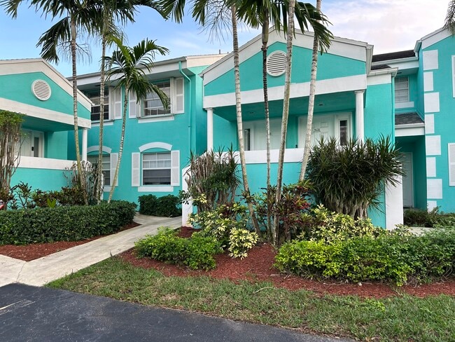 Building Photo - 2636 SE 20th Ct