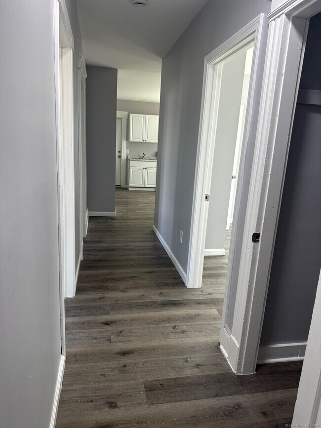Photo - 30 Crown St Unit 3