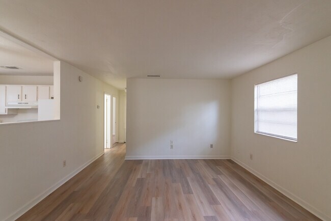 Photo - 3753 Maria Cir Unit 3753