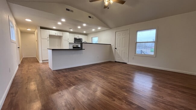 Photo - 512 S Wentz St