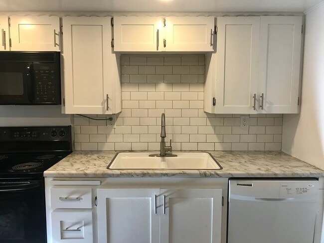 Photo - 251 E 1700 S