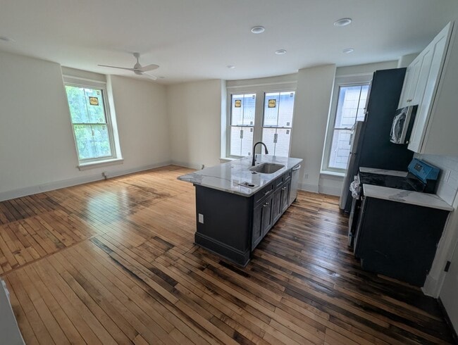 Photo - Newly renovated, modern apartment in historic Covington Unit Apartment 6