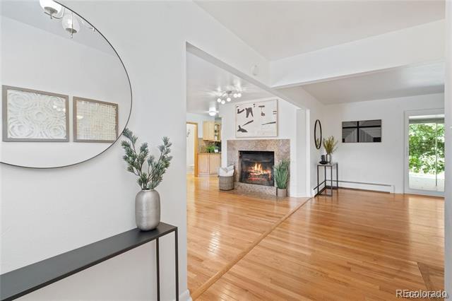 Photo - 2311 S Jasmine Pl